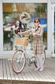 Im Bmk Yachthafen Langenargen Finden Sie Einen Zubehorshop Fur Bootsbedarf Yachten Hafen Wassersport