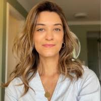 Daniela Dutra Neves Email & Phone Number