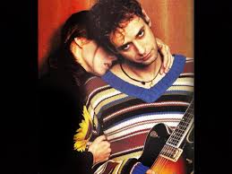 Listen to music from gustavo cerati like puente, crimen & more. Gustavo Cerati Las Ultimas Horas Del Musico Argentino Antes De Caer En Coma Luces El Comercio Peru