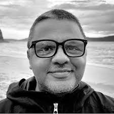 Kenneth Lambert's Instagram, Twitter & Facebook