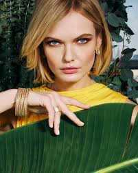 Freida Rothman Wrapped in Petals Cigar Band Ring