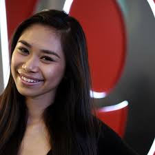 “America Idol” singers perform at John Moores' wedding