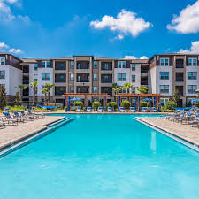 Or, maybe you're a young professional or student who enjoys their privacy but doesn't want to live alone. 2 Bedroom Apartments For Rent In Orlando Fl 235 Rentals