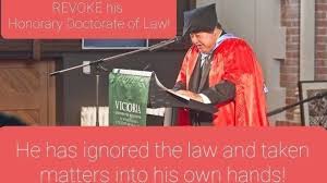 Receive or get your honorary doctoral degree online? Honorary Doctorate Degree Meaning