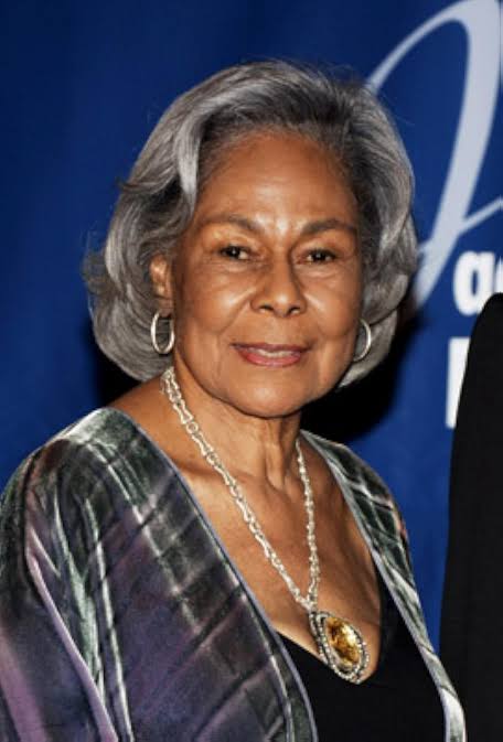 Rachel Robinson - Biography - IMDb