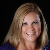 Jacqueline Heaton's Instagram, Twitter & Facebook