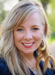 Carrie Schmitt's Instagram, Twitter & Facebook