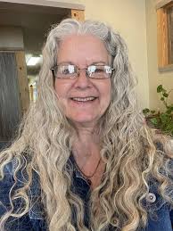 PEOPLE KEEP TELLING ME TO CUT MY HAIR—BUT THEY HAVE NO IDEA WHY I WON'T  People love giving opinions