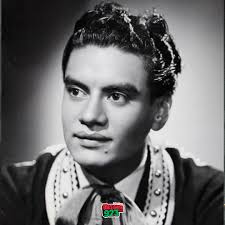 José del Refugio Sánchez Saldaña, mejor conocido como Cuco Sánchez, nació  el 3 de mayo de 1921 en Altamira, Tamaulipas 🎉. Hijo del capitán primero  pagador del ejército mexicano, José del Refugio