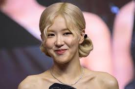 BLACKPINK's ROSE Parties With LISA, Bruno Mars, More for 28th Birthday