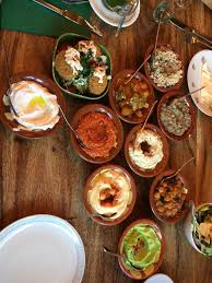 Die libanesische küche ist die landesküche des libanon.sie beeinflusste im lauf der geschichte stark die küche des osmanischen reiches, so wie auch andere länder dieser region. Das Beste Libanesische Essen In Zurich