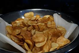 Wash and cut your potatoes very thin slices! Air Fryer Potato Chips Keeprecipes Your Universal Recipe Box