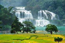 Therefore, the ban gioc waterfall area achieves a rich diversity of cultural patterns from indigenous ethnic minorities. Ba Be Lake Cao Bang Ban Gioc Waterfall Discovery Tour 3 Days Vietnam Local Tour