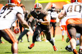 3 takeaways from a scorching day of browns training camp. Cleveland Browns Training Camp Recap Day 6 The Pads Are On Dawgs By Nature