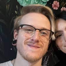 Tommy Casteel's Instagram, Twitter & Facebook