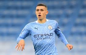Manchester city's teenage midfielder phil foden has extended his contract with the premier league champions until 2024. Phil Foden Kind In 2021 Latest Football News Phil Manchester City