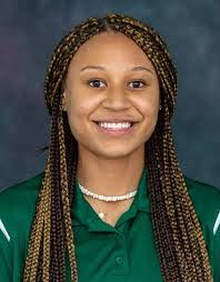 Thea Thompson's Instagram, Twitter & Facebook