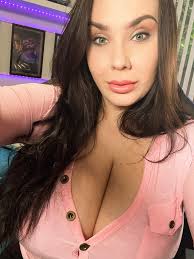 Romi Chase OnlyFans: The Ultimate Guide - Truth or Fiction