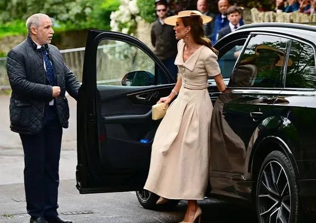 Kate Middleton Wears A Divisive Cream Dress To Peter Phillips And Harriet  Sperling's Wedding