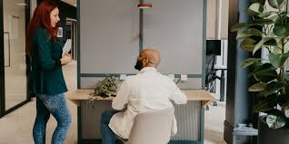The desk dilemma - Leesman