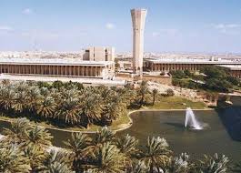 جامعة الملك فهد هي أحد الجامعات الحكومية التي قد تم إنشاؤها عام 1963 في مدينة الظهران بالمملكة العربية السعودية. Ø¬Ø§Ù…Ø¹Ø© Ø§Ù„Ù…Ù„Ùƒ ÙÙ‡Ø¯ Ù„Ù„Ø¨ØªØ±ÙˆÙ„ ÙˆØ§Ù„Ù…Ø¹Ø§Ø¯Ù† ØªØ±Ø´Ø­ 3800 Ø·Ø§Ù„Ø¨Ø§ Ù„Ù„Ù‚Ø¨ÙˆÙ„ Ø£Ø±ÙŠØ¨ÙŠØ§Ù† Ø¨Ø²Ù†Ø³