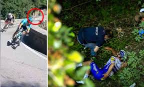 Remco evenepoel crashes out of uae tour, forced to abandon. Toeschouwer Filmde Toevallig Val Van Remco Evenepoel En Hoe Het Nieuwsblad Mobile