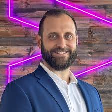 Chris Gambill's Instagram, Twitter & Facebook