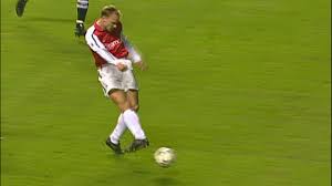 Dennis bergkamp is one of those players for me. Arsenal S Dennis Bergkamp Scores All Time Great Goal Nbc Sports