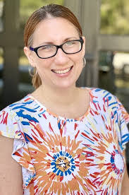 Robin Dykstra's Instagram, Twitter & Facebook