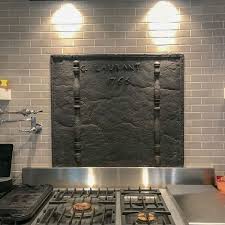 Provenant De Https Www Plaque De Cheminee Fr Plaque De De Cheminee Comme Dosseret De Cuisuine Plaque D Plaque Cheminee Plaques De Cheminee Dosseret Cuisine