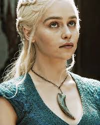 Amelia Clarke's Instagram, Twitter & Facebook