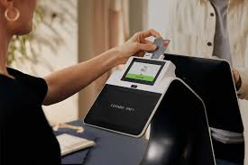 Cash & Digital Payments: Why Businesses Need Both | Loomis US