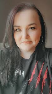 Tabitha Blevins's Instagram, Twitter & Facebook