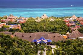Puerto aventuras is of easy access at only 20 km from playa del carmen and 80 km (50 miles) south of cancun international airport, in the state. Catalonia Playa Maroma Pro Dive International