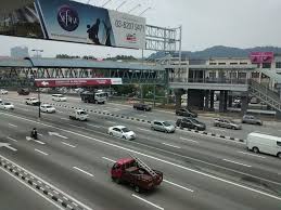 As for universities, there are binary university college of management & entrepreneurship, cybernetics international college, dika college, masa college, monash university malaysia and optima international college. Now With Lrt Stations Puchong Feels Like