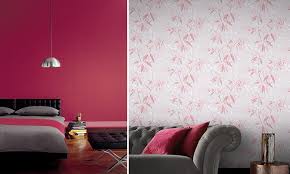 Associer le gris à différentes nuances de vert.en effet, le vert, couleur végétale par excellence, se marie particulièrement bien avec le gris, qui confère lui un aspect minéral dans la décoration. Couleur Framboise 18 Associations De Couleurs En Deco