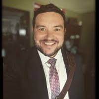 Amanda Oesch's Instagram, Twitter & Facebook