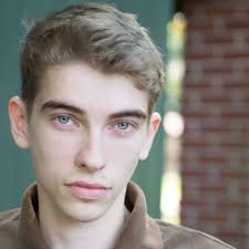 Robert Thacker (@RobertThackerJr)