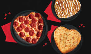 • access the complete pizza hut menu including your favorite online. Heart Pizza On Valentine S Day Menu At Pizza Hut Papa John S Sunday