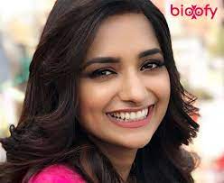 Virgin Bhasskar 2 Alt Balaji Web Series Cast Crew Roles Release Date Trailer Bioofy Web Series Actress Beauty Girl It Cast