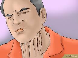 Lung cancer usually has no symptoms in its early stages. How To Identify Lung Cancer Symptoms With Pictures Wikihow