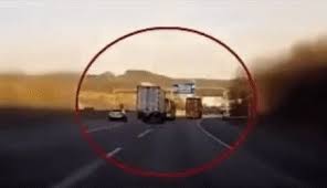Trucker Gains Back Control In A Scary Fashion Funny Gif Cool Gifs Funny Pictures