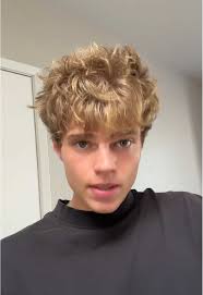 have you ever seen Ellen and Colin in the same room?