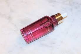 Individual items are also sourced to compliment the collection. Cle De Peau Radiant Multi Repair Oil Uk Review 2019