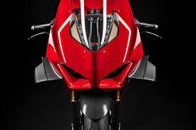 Hail To The King Ducati S New Panigale V4r Is The Most Powerful Production Bike In History Ducati Panigale Panigale Ducati