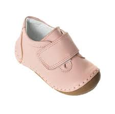 Bebekler, ayakkabının uygunluğu ile ilgili size geri bildirim veremeyecek kadar küçük, dolayısıyla ayakkabının ayağına uygun büyüklükte olup olmadığını sizin kontrol etmeniz. Wstark Ortopedik Kislik Hakiki Deri Pudra Kiz Bebek Ilk Adim Ayakkabisi