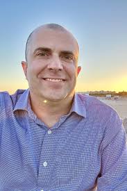 Auction Hunters (TV Series 2010–2015)