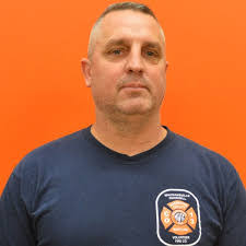 Amanda Manspeaker's Instagram, Twitter & Facebook