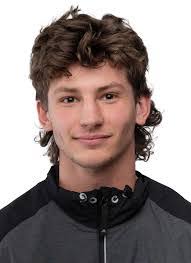 Ellena Cox's Instagram, Twitter & Facebook