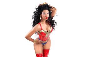Nicki minaj goes interstellar with a rerelease of her 2009 mixtape beam me up scotty, which is now available for streaming and features new guests spots spanning 23 songs and almost 80 minutes from start to finish, scotty features three new tracks, seeing green featuring drake and lil wayne. Ddynsundx67xam